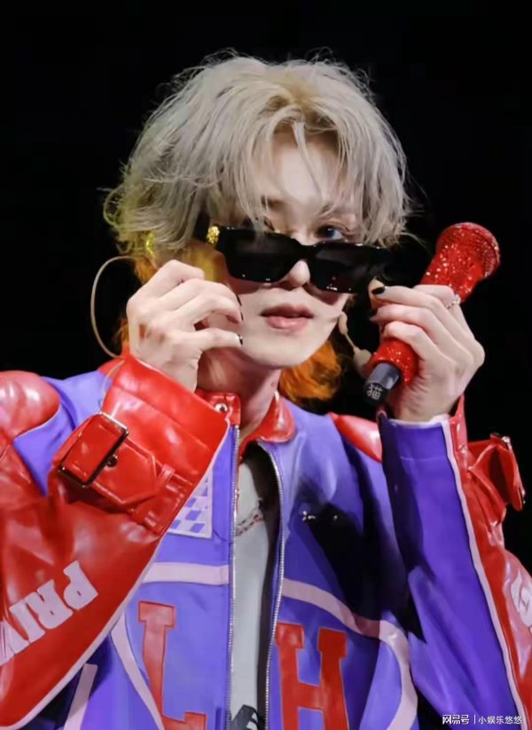 千红网 关晓彤要慌了！不是因为不爱了，而是因为鹿晗的一句话“老婆”好